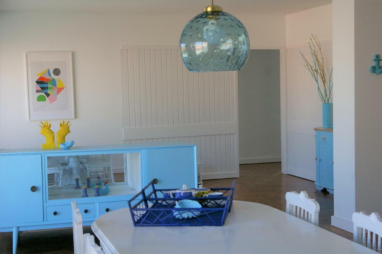 Blue Apartment Parede Beach House エクステリア 写真